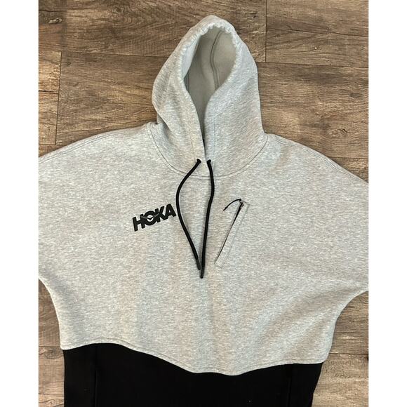 Hoka One One Women’s Large Gray Pullover Brushed French Terry Scuba Hoodie - Picture 4 of 9